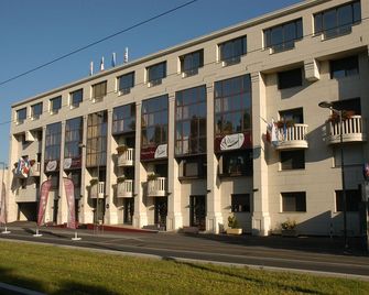 Inter-Hotel Bordeaux Mériadeck Alton - Bordeaux - Building