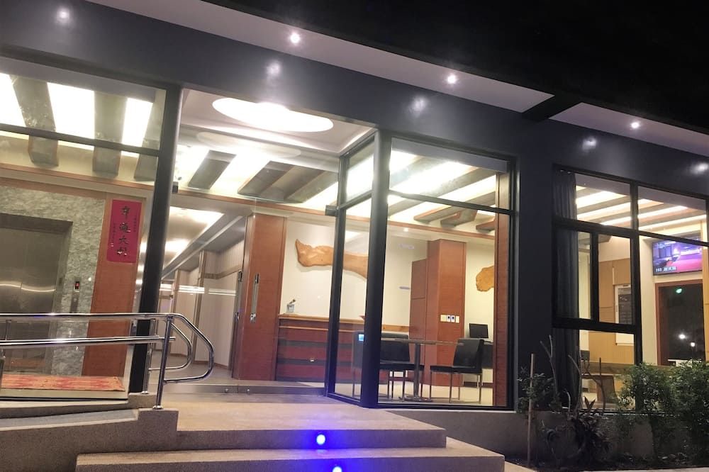 Wei Feng Exquisite Motel Pintung Branch