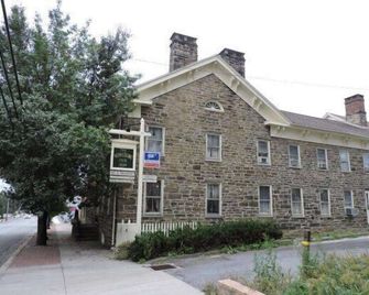 The Noon-Collins Inn - Ebensburg - Building