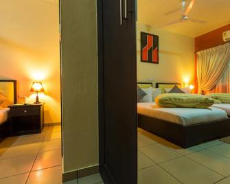Beige Village Golf Resort & Spa - New Abirem - Bedroom