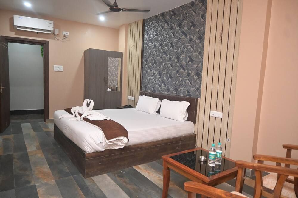 Hotel Maa International - Alīpur Duār - Habitación
