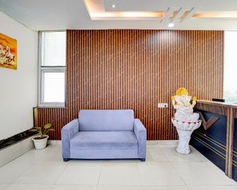 Hotel O Nilkanth - Ranchi - Rezeption