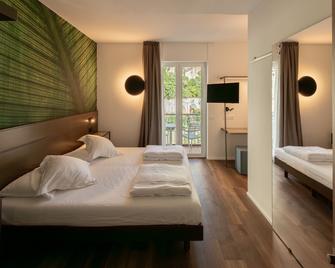 Hotel Baia Azzurra - Lake Front - Arco - Bedroom