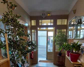 Hotel De La Paix - Albert - Lobby