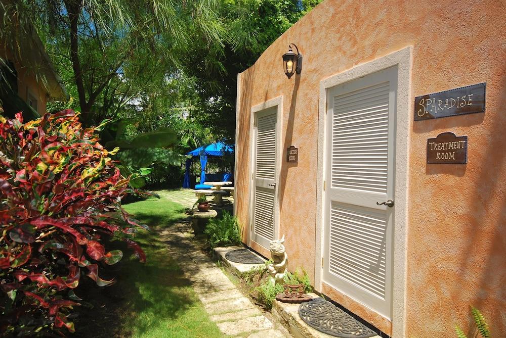 Little Arches Boutique Hotel Barbados Adults only from 207