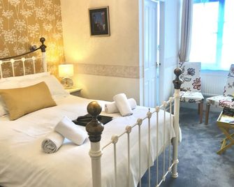 St. Raphael Guest House - York - Chambre