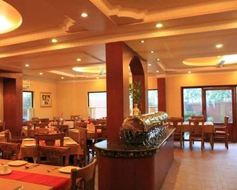 the orchid hotel - Phuntsholing - Restaurant