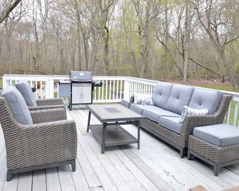 Seashell Cove-5 Minutes Walk To Water - Jamestown - Patio