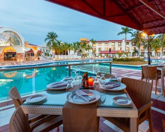 Cozumel Hotel & Resort - Cozumel - Restaurang