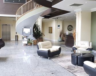 TownePlace Suites by Marriott Toronto Oakville - Оквілл - Лоббі