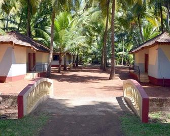 Pears Beach Resort - Dāpoli