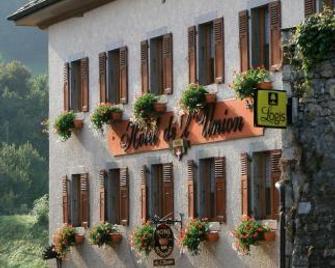 Hotel de l'Union - Habère-Lullin - Building