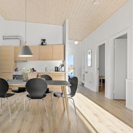 Lovely Home in Nexoe With Wifi – Snogebæk