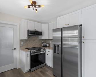 Imperial Point Pool House! - Fort Lauderdale - Cucina