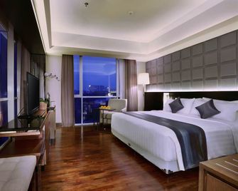 Aston Pasteur - Bandung - Habitación