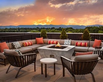 Springhill Suites By Marriott Frederick - Frederick - Балкон