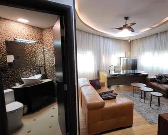 Design Hotel Mr President - Βελιγράδι - Σαλόνι