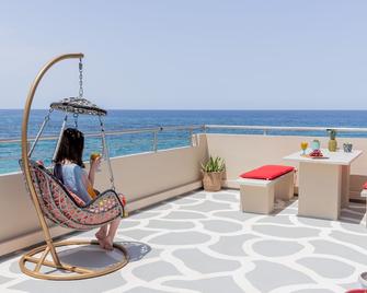 Almyra Apartments & Suites - Sfakaki - Balcony