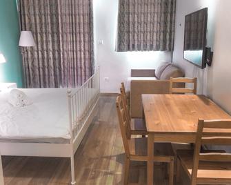 Sea4u Resort - Ashkelon - Schlafzimmer