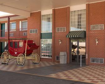 Travelodge by Wyndham Ogallala - Ogallala - Edificio