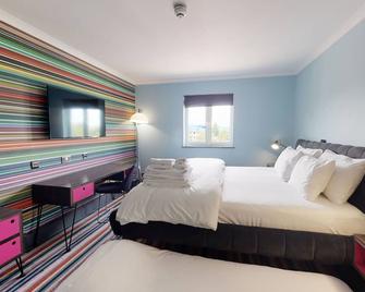 Village Hotel Bournemouth - בורנמאות' - חדר שינה