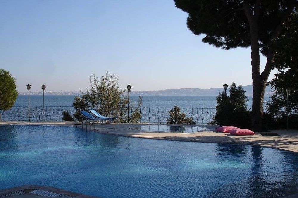 Kirtay Hotel - Tatlisu - Piscina