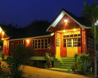 Chiangkhan Greenview Resort - Chiang Khan - Building