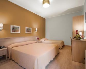 Hotel La Campagnola - Fucecchio - Bedroom