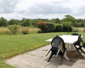 Villa La Roche-Posay, 2 bedrooms, 5 persons - La Roche-Posay - Innenhof