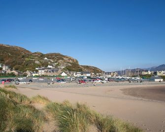 Sandcastles - Barmouth - Beach