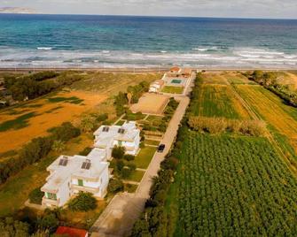 Divina Seaside Apartments By Estia - Gouves - Beach