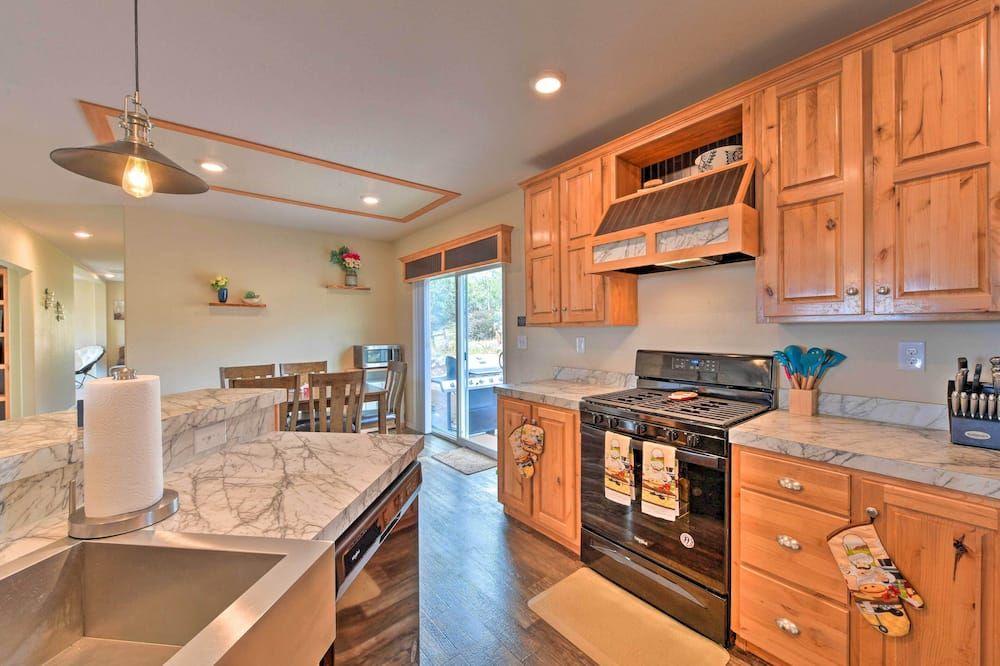 Cedaredge Hideaway w/ Grill & Mountain Views! - Cedaredge - Cocina