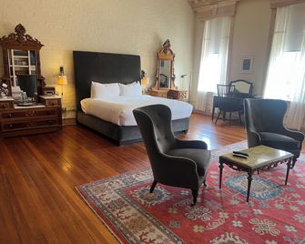 Hotel on North - Pittsfield