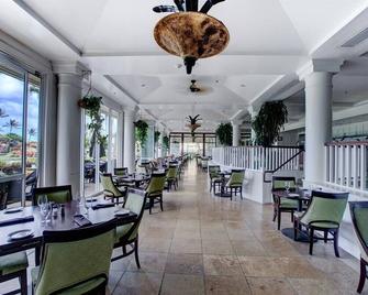 Beachfront Resort, Tropical pools with cascading waterfalls, Restaurants on site - Lihue - Restaurant