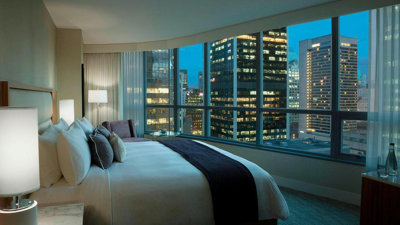 Vancouver Marriott Pinnacle Downtown Hotel