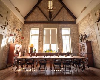 Morris Ranch - Fredericksburg