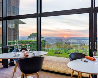 Le Saint James - Bouliac - Restaurante