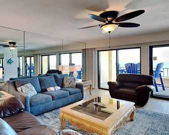 Surf Dweller #605 by Southern Vacation Rentals - Fort Walton Beach - Living room