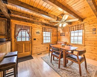 All-Season Sanctuary Steps to Moosehead Lake - Greenville - Dining room