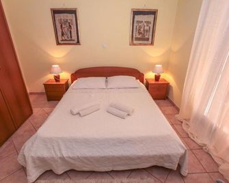 Villa Tatjana - Sobra - غرفة نوم