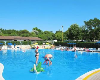 Cosy apartment in villa for 5 guests with A/C, pool, WIFI, terrace and parking - Bardolino - Pool