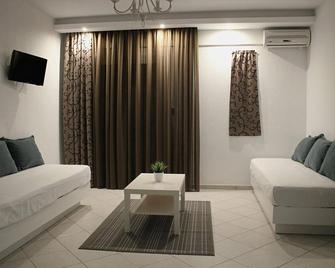 Zeus Hotel - Platamon