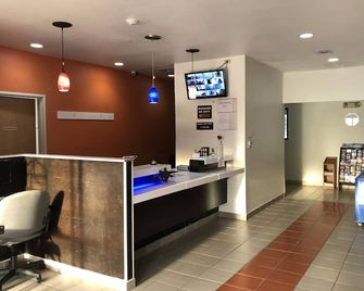 Motel 6 Woodway Tx - וואקו - דלפק קבלה