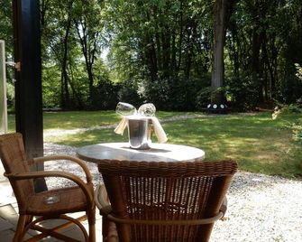 Nol in 't Bosch - Wageningen - Patio