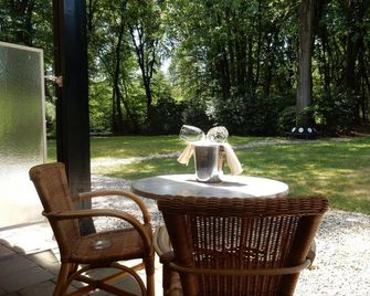 Nol in 't Bosch - Wageningen - Patio