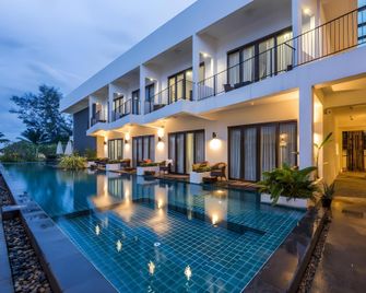 Ren Resort - Krong Preah Sihanouk - Pool