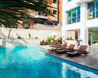 Flat Mandai Praia Do Forte - קאבו פריו - בריכה