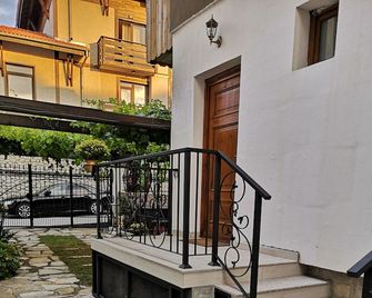 Ikonomov House - Bansko - Outdoors view