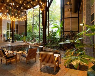 The Parkside Hotel & Spa - Victoria - Innenhof