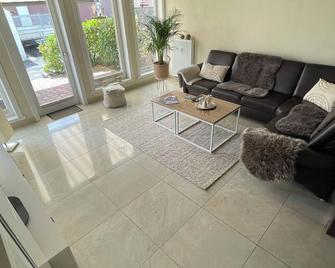 Rosenhof zur Weser - Höxter - Wohnzimmer